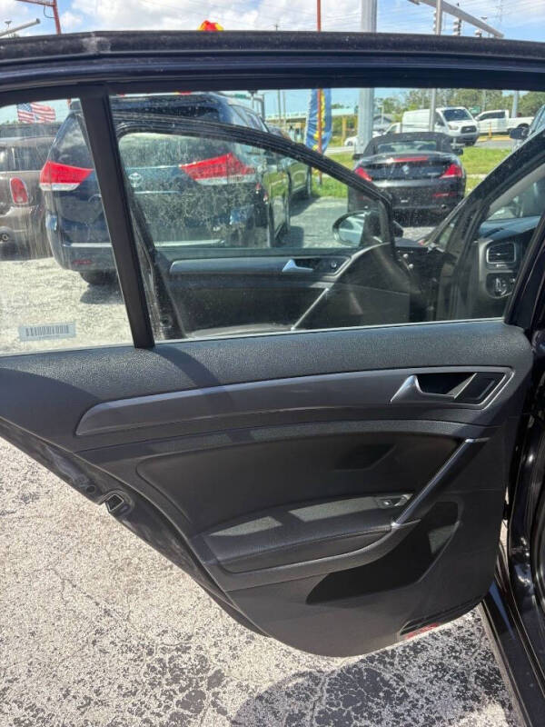 2021 Volkswagen Golf TSI