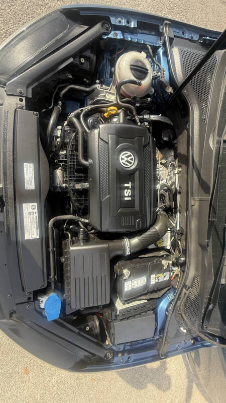 2017 Volkswagen Golf TSI Wolfsburg Edition