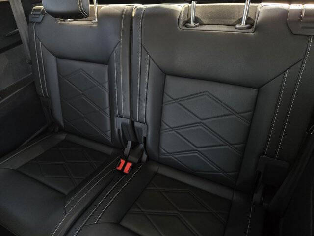 2024 Volkswagen Atlas SE