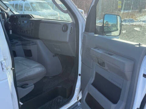 2009 Ford E-Series E-350 SD XL