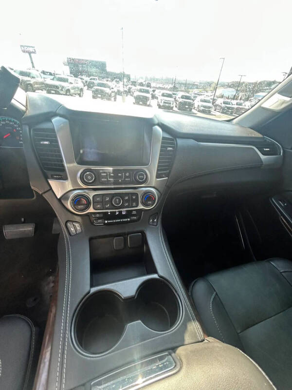 2017 Chevrolet Suburban LT