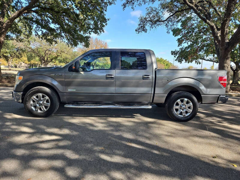 2014 Ford F-150 XLT photo 8