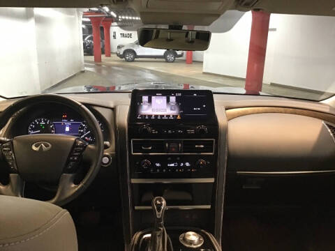 2022 Infiniti QX80 Premium Select