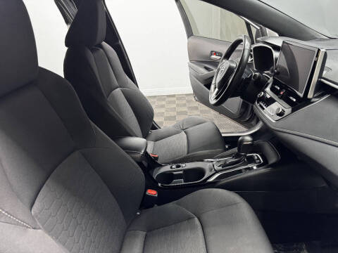 2024 Toyota Corolla Hatchback SE