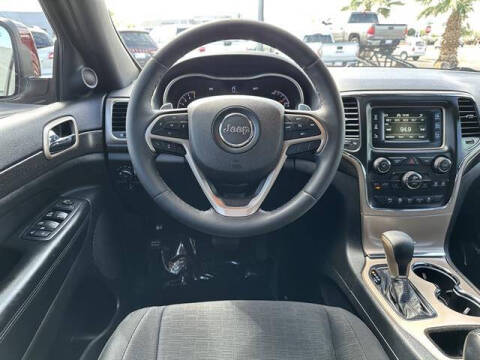 2017 Jeep Grand Cherokee Laredo