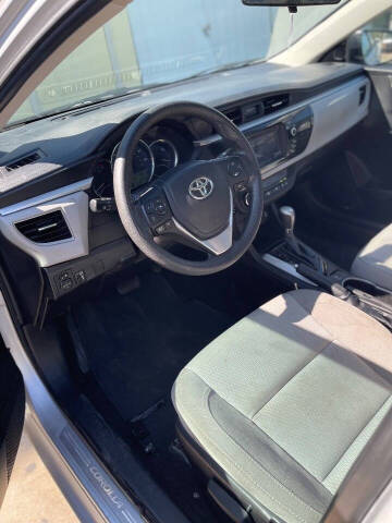 2016 Toyota Corolla LE