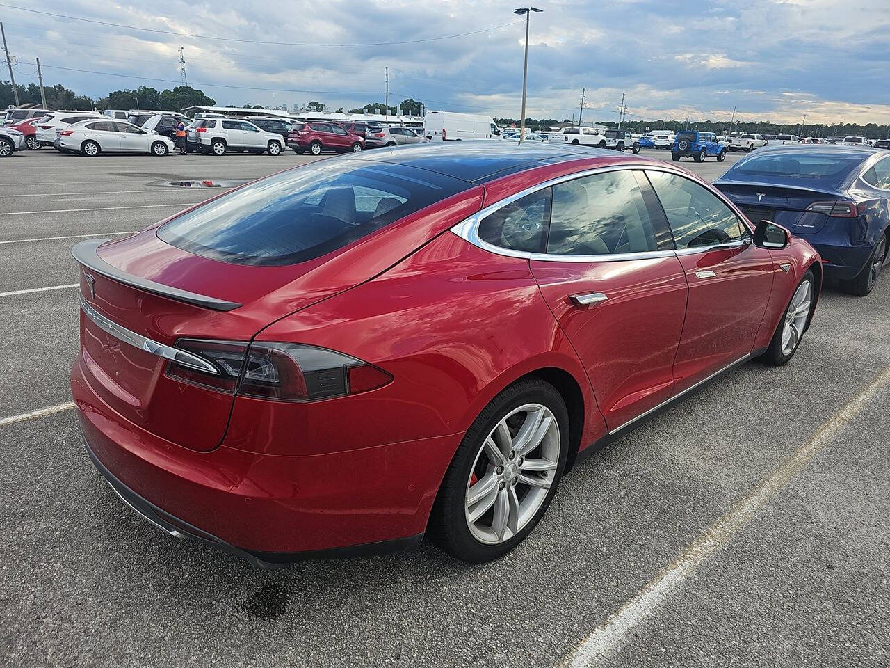 2015 Tesla Model S for sale at LUXURY IMPORTS AUTO SALES INC in Ham Lake, MN