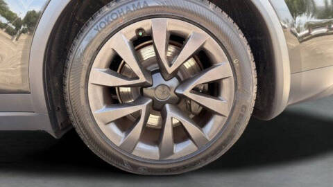 2023 Tesla Model X Plaid