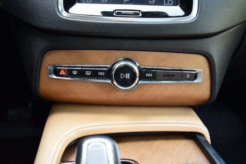 2018 Volvo XC90 T8 eAWD Inscription