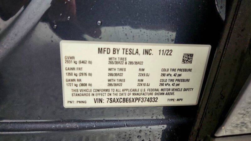 2023 Tesla Model X Plaid