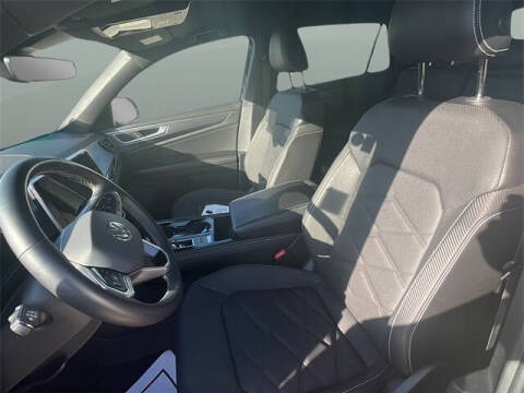 2024 Volkswagen Atlas Cross Sport SE 4Motion