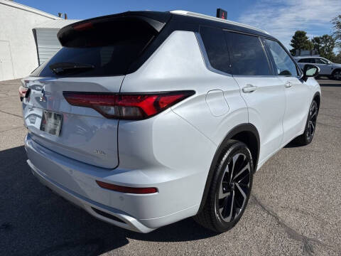 2024 Mitsubishi Outlander SEL