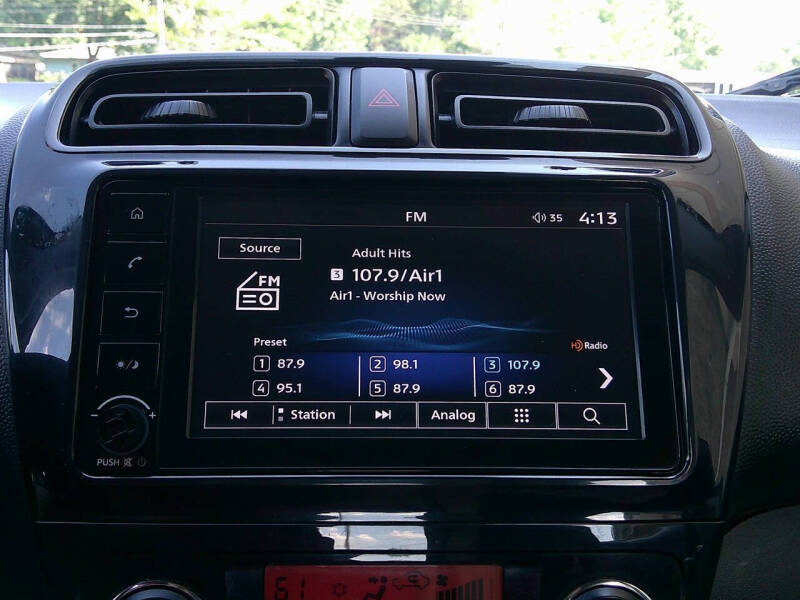 2024 Mitsubishi Mirage ES