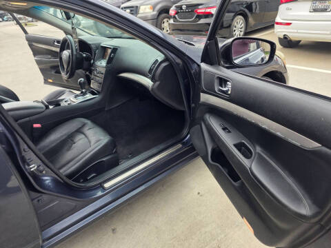 2011 Infiniti G25 Sedan Journey