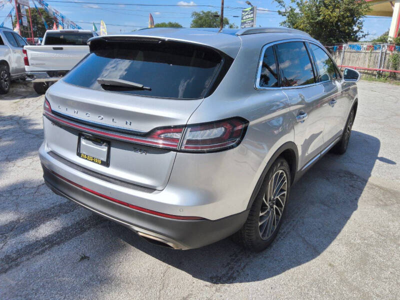 2019 Lincoln Nautilus Reserve