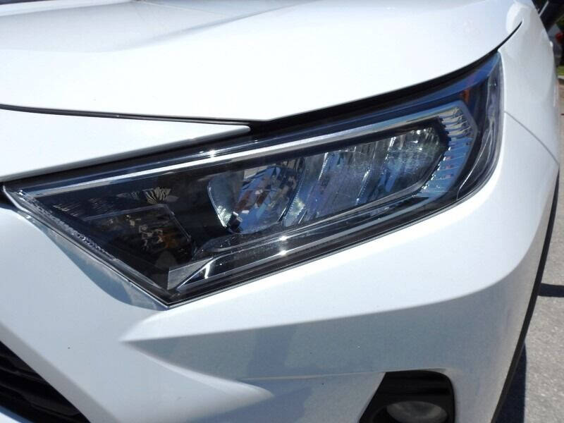 2021 Toyota RAV4  - $23,900