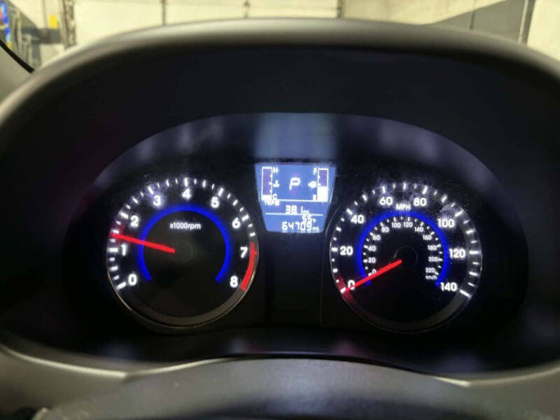 2016 Hyundai Accent SE