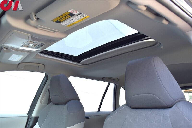 2019 Toyota RAV4 Hybrid XLE