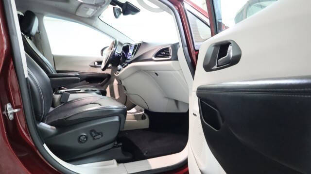 2019 Chrysler Pacifica Hybrid