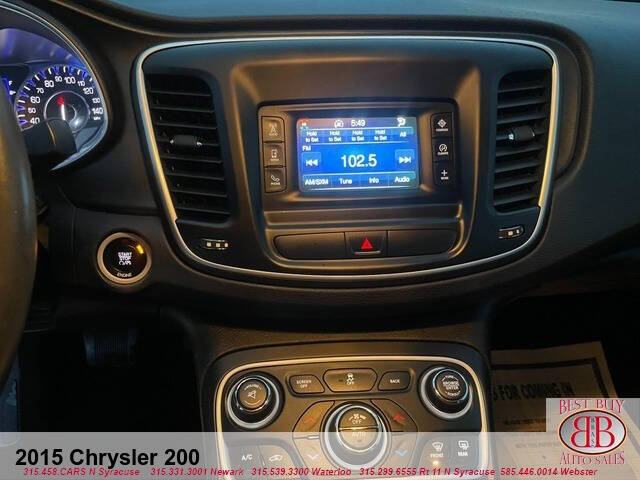 2015 Chrysler 200 Limited