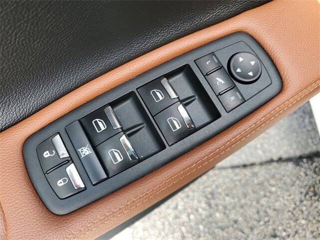 2022 Maserati Ghibli Modena
