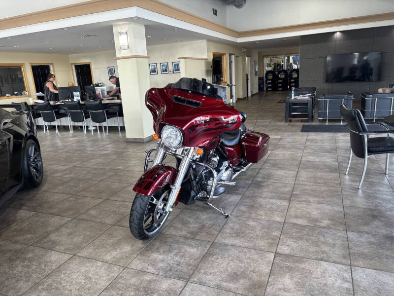 2017 Harley-Davidson Flhxs Stre