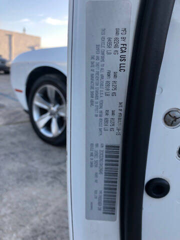 2016 Dodge Challenger SXT