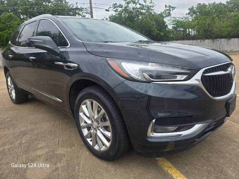 2020 Buick Enclave Essence