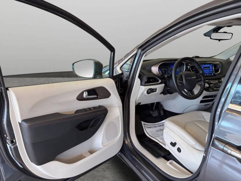 2017 Chrysler Pacifica