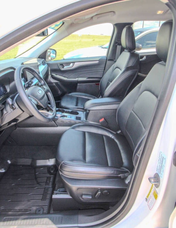 2023 Ford Escape Platinum