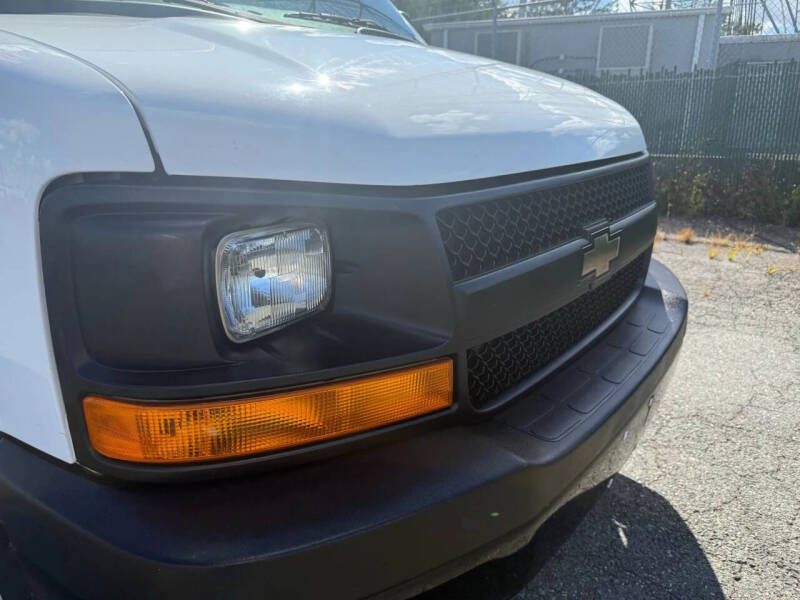 2016 Chevrolet Express 2500