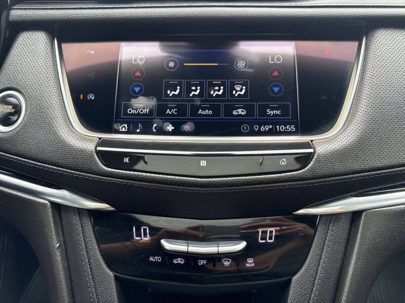 2020 Cadillac XT5 Premium Luxury