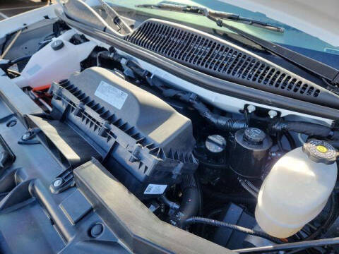 2025 Chevrolet Express 3500