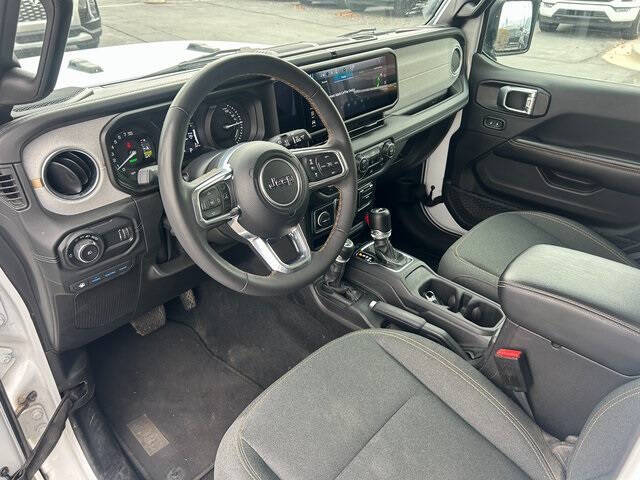 2024 Jeep Wrangler Sahara 4xe