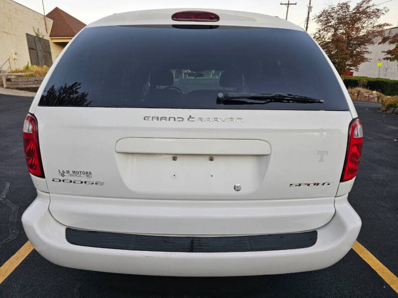 2002 Dodge Grand Caravan Sport photo 8