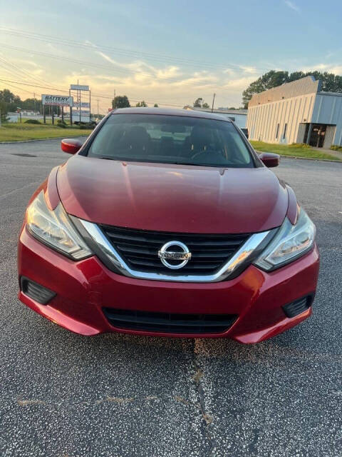 2016 Nissan Altima for sale at Delight Auto Sales in Mableton, GA