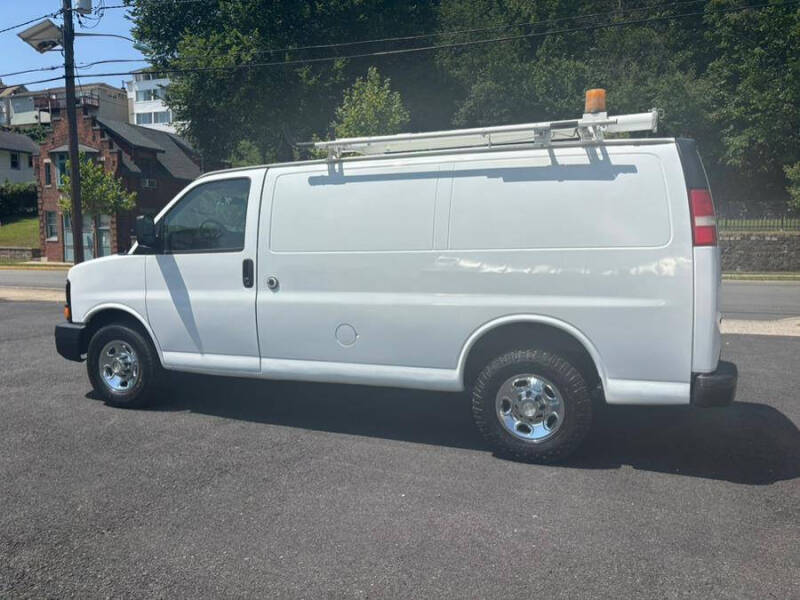 2011 Chevrolet Express 2500