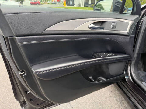 2020 Lincoln MKZ Standard