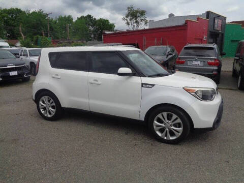 2015 Kia Soul +