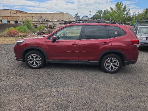 2023 Subaru Forester Premium