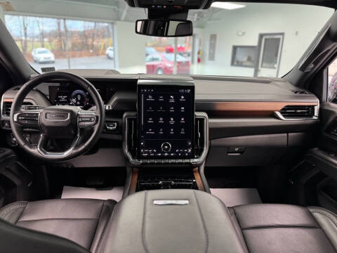 2025 GMC Yukon XL Denali