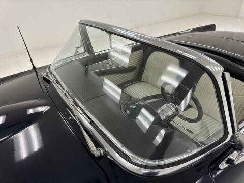 1955 Ford Thunderbird