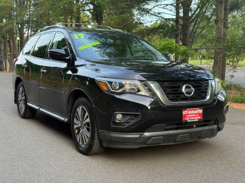 2017 Nissan Pathfinder SL
