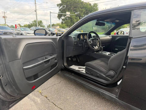 2014 Dodge Challenger SXT