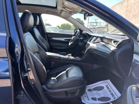 2019 Infiniti QX50 Essential