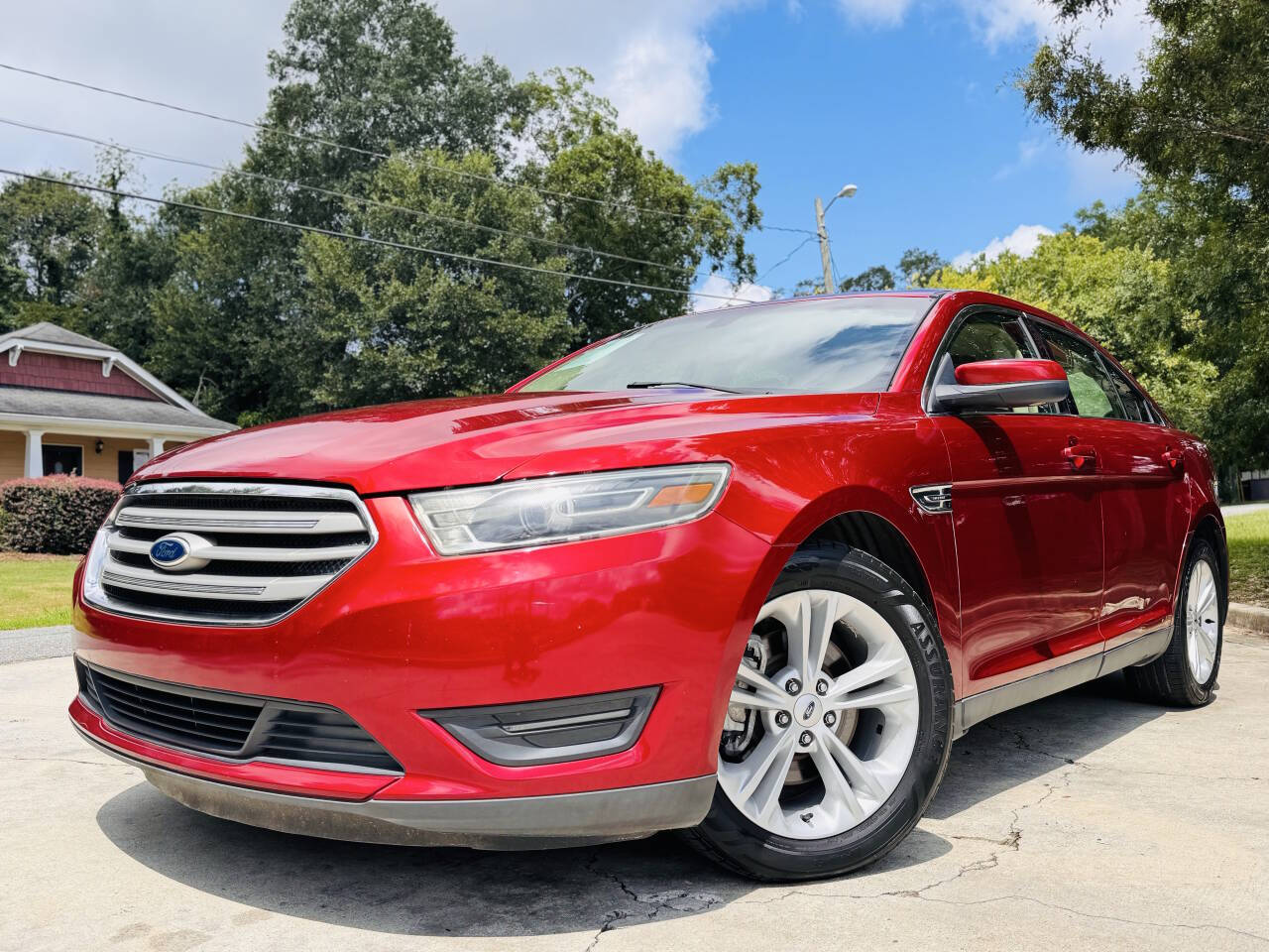 2015 Ford Taurus SEL 4dr Sedan's photo