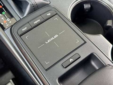 2023 Lexus IS 300