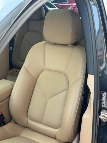 2023 Porsche Macan