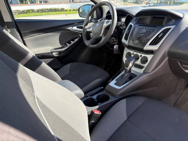 2014 Ford Focus SE