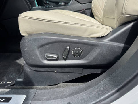 2016 Ford Explorer Platinum